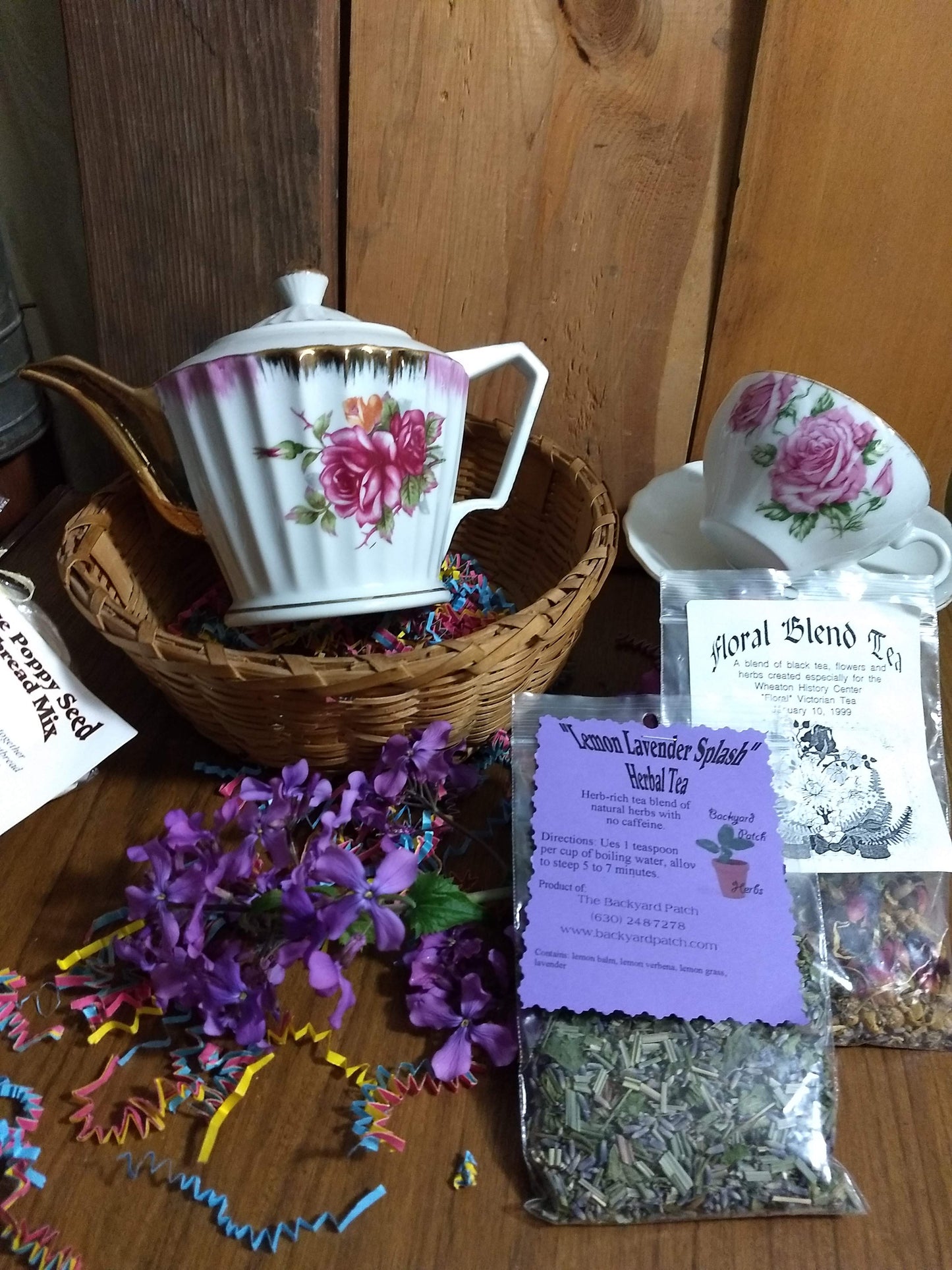 Rose Teapot and Cup Gift Basket, Rose-decorated ceramic teapot, scones, shortbread, herbal tea, infuser, gift set, basket tray