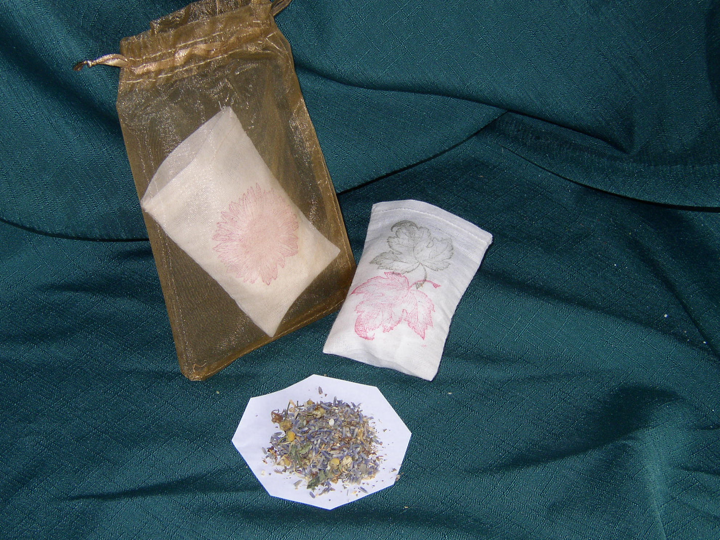 Herb infused Bath Bags, Bath Sachets, Tranquil bath, Shower Bags