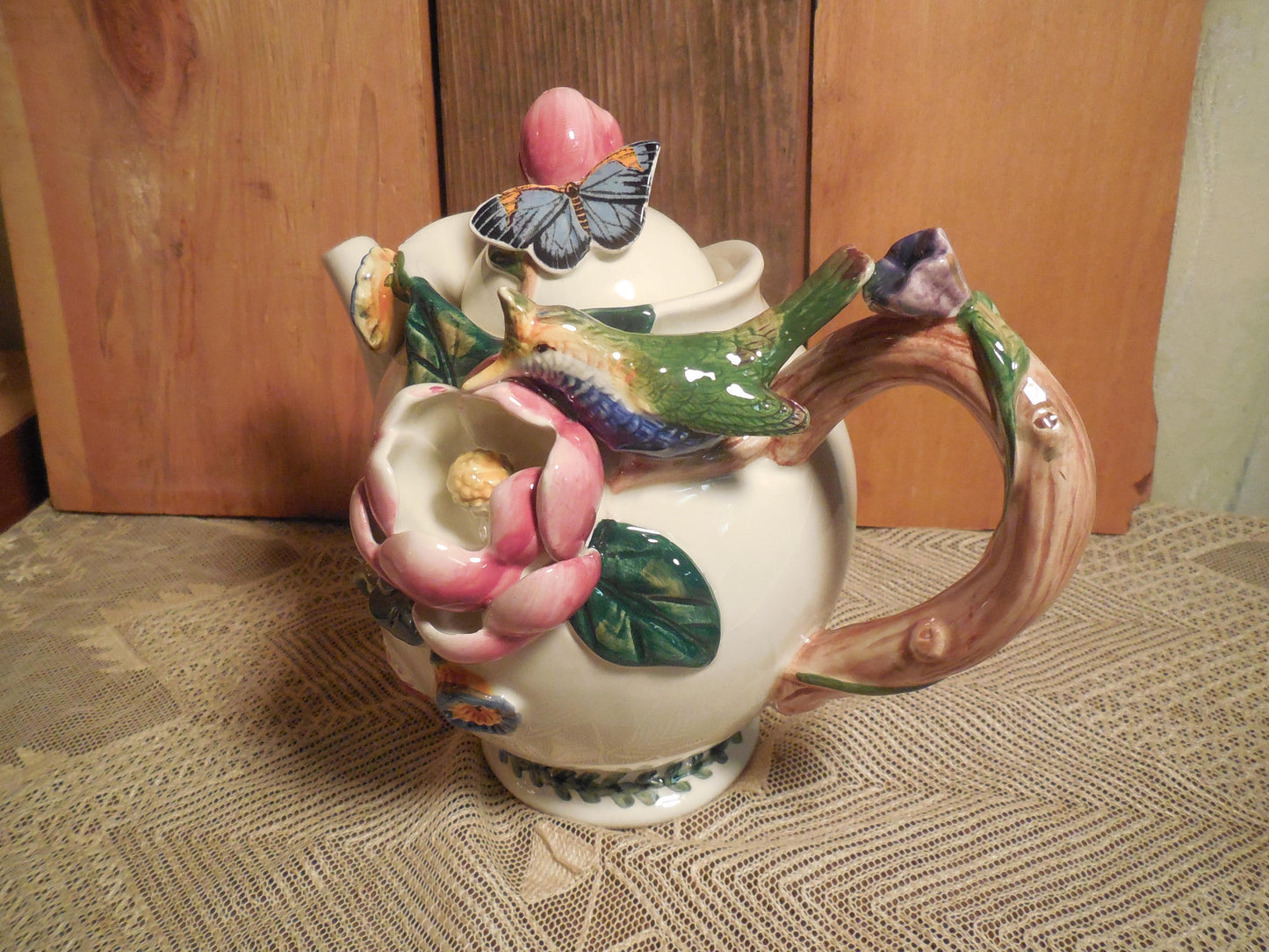 Teapot Gift Basket, Three-dimensional Floral Ceramic Tea Pot, scones, shortbread, herbal tea, infuser, gift set, basket tray