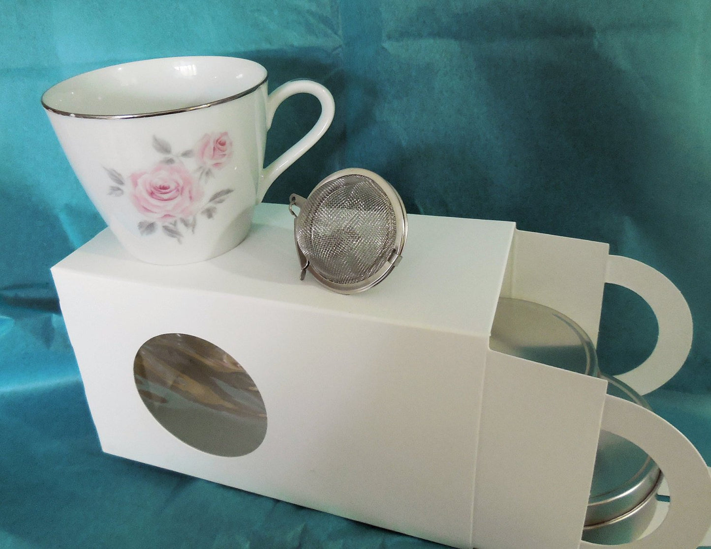 Tea Gift Set, Demi Tea cup with three tea tins, no saucer, herb teas, infuser, decorative ceramic tea cup